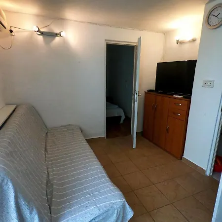 Mini Apartman