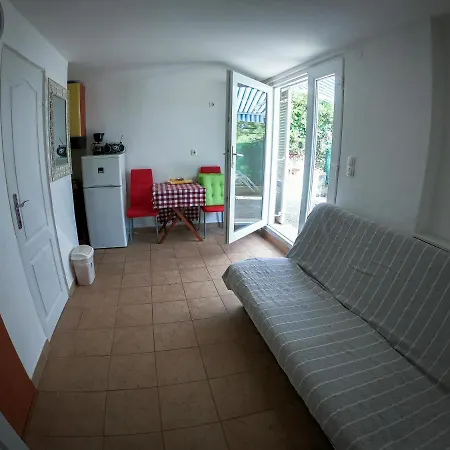 Mini Apartman Kornić